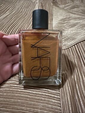 NARS Monoi Body Glow